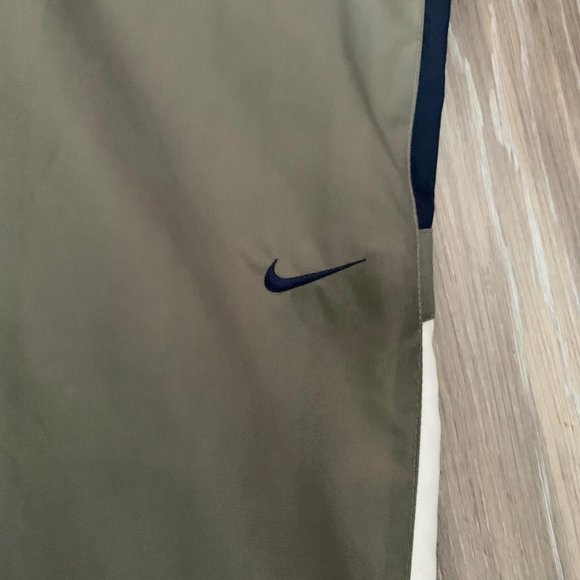 Nike Y2K Retro Vintage Olive Green Windbreaker Pants - Picture 4 of 5